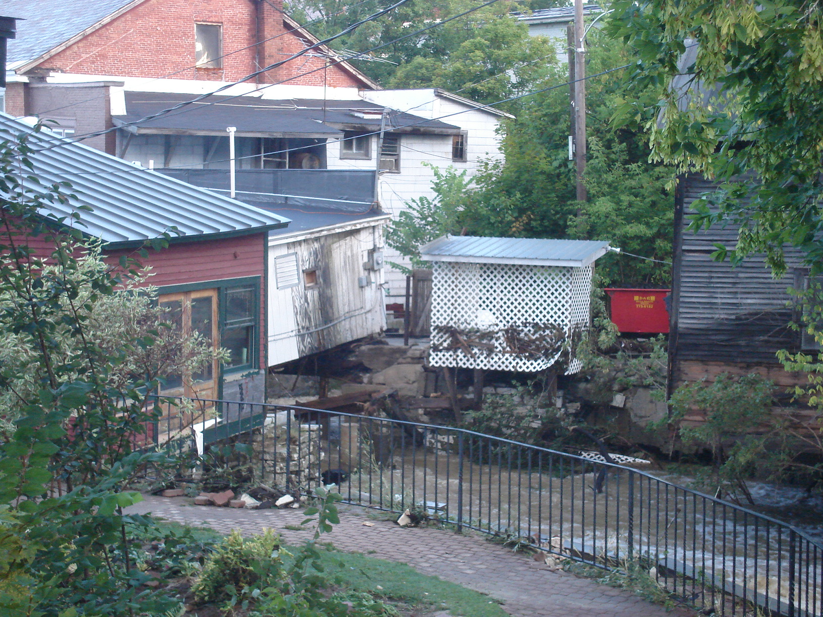behind the Watershed and pizza parlor