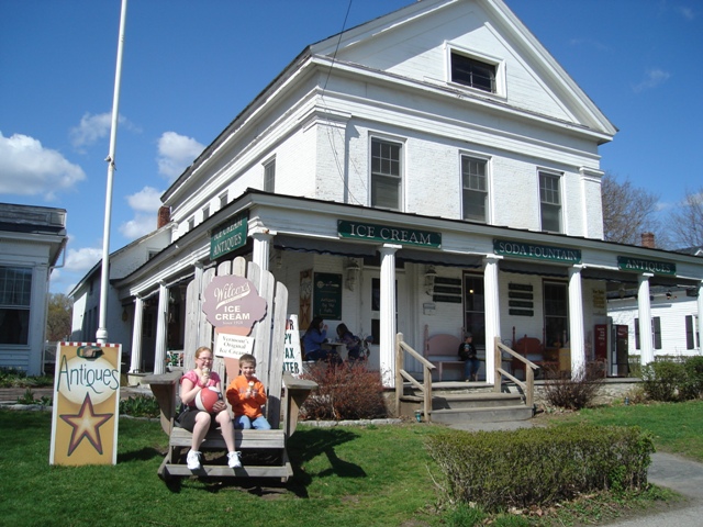 Antiques By The Falls and The Inside Scoop Antiques By The Falls and The Inside Scoop Brandon VT Vermont