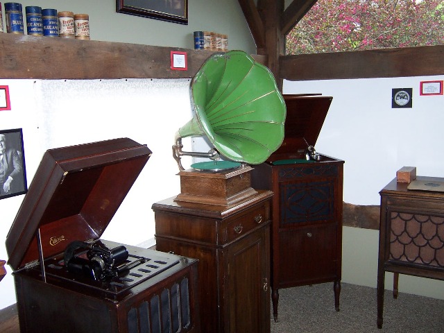 Phonograph Exhibit 2, Brandon Music Phonograph Exhibit 2, Brandon Music, VT